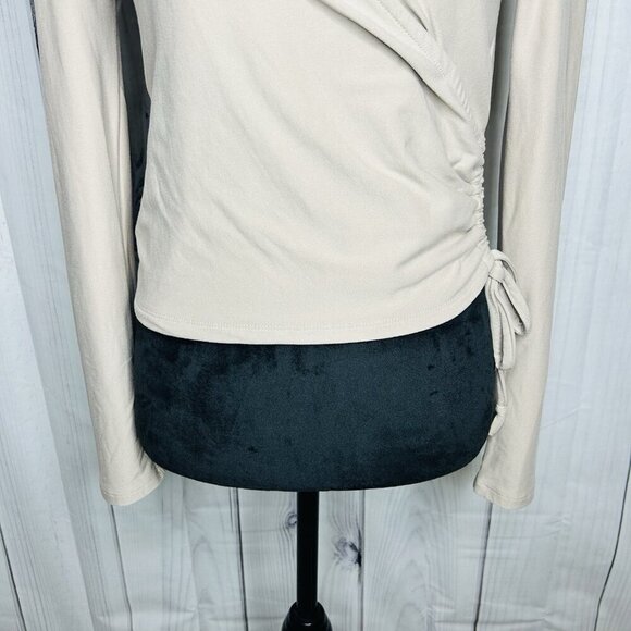 Planet Gold Wrap Front Top Shirt Light Brown Long Sleeve Sz M Scrunch Side - Picture 3 of 8